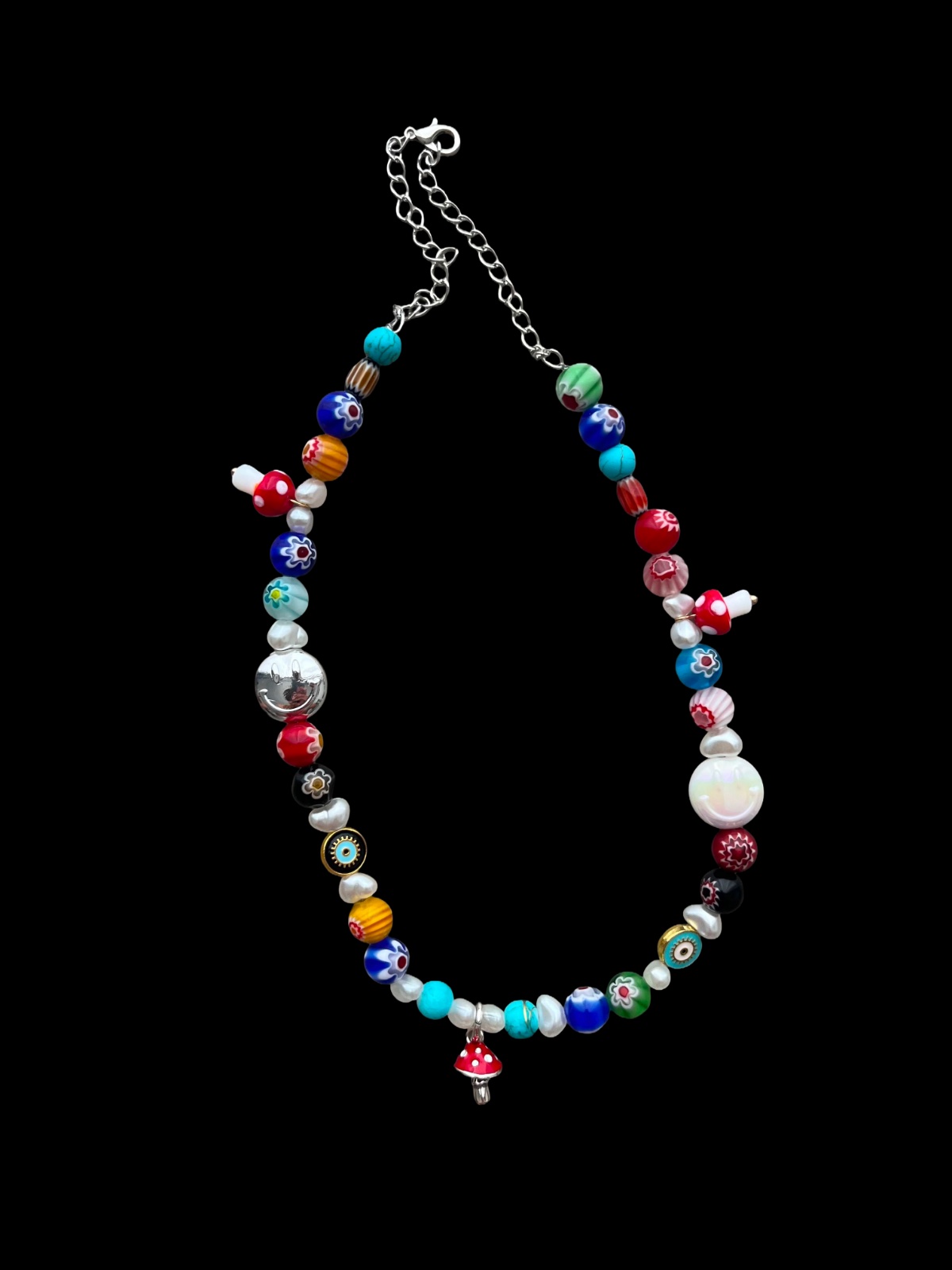 Collana MALOCCHIO, pezzo unico d'archivio A-02, perline artigianali su fondo nero